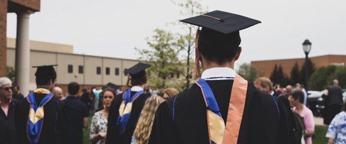 Choosing the Right U.S. College: A Guide for International Families